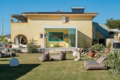 CASA-DAL-GIARDINO-FRONTALE